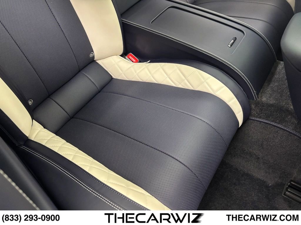 Used 2024 Bentley Continental GT V8 AWD/4WD image 94