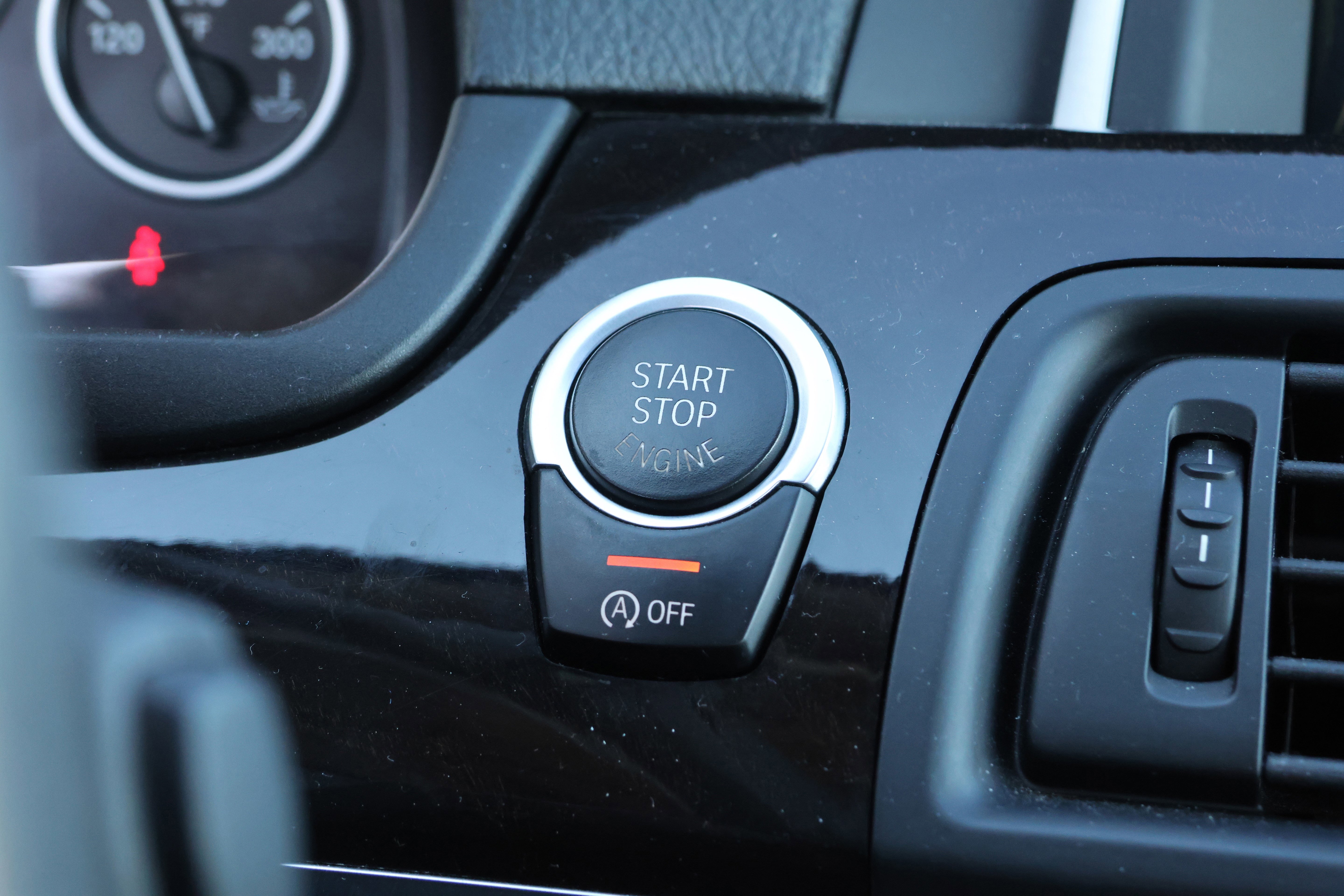 Used 2014 BMW 535d Sedan image 22