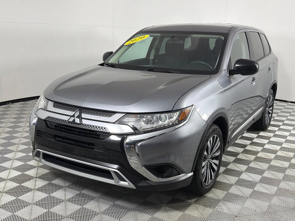 Used 2020 Mitsubishi Outlander ES FWD image 10