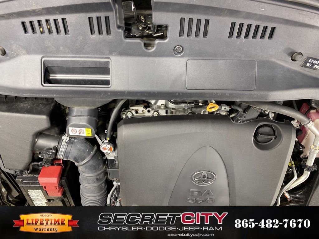 Used 2021 Toyota Avalon TRD image 30