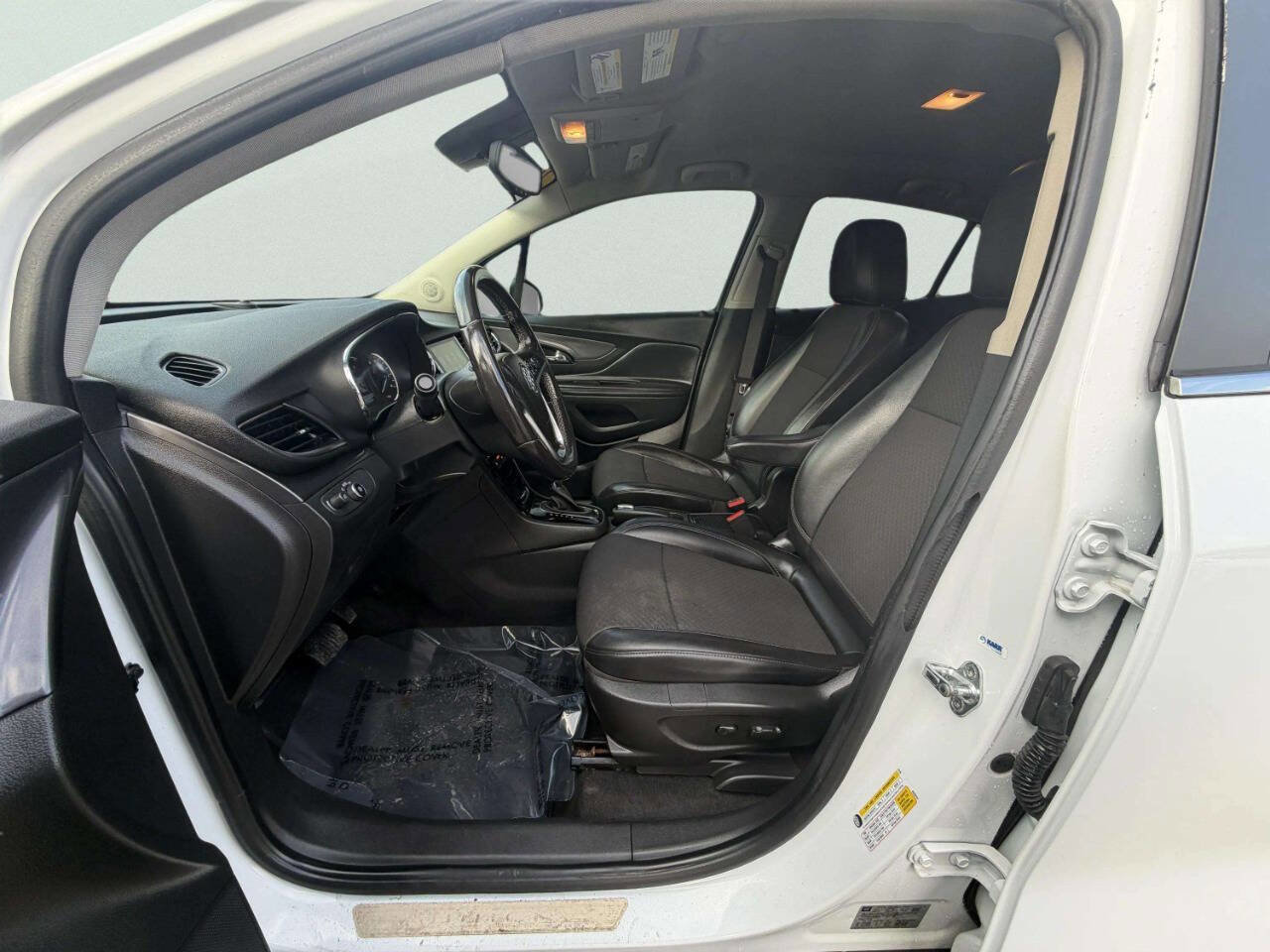 Used 2019 Buick Encore Preferred image 12