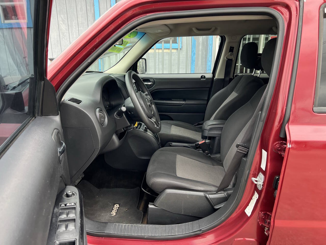 Used 2015 Jeep Patriot Sport w/ Power Value Group FWD image 10