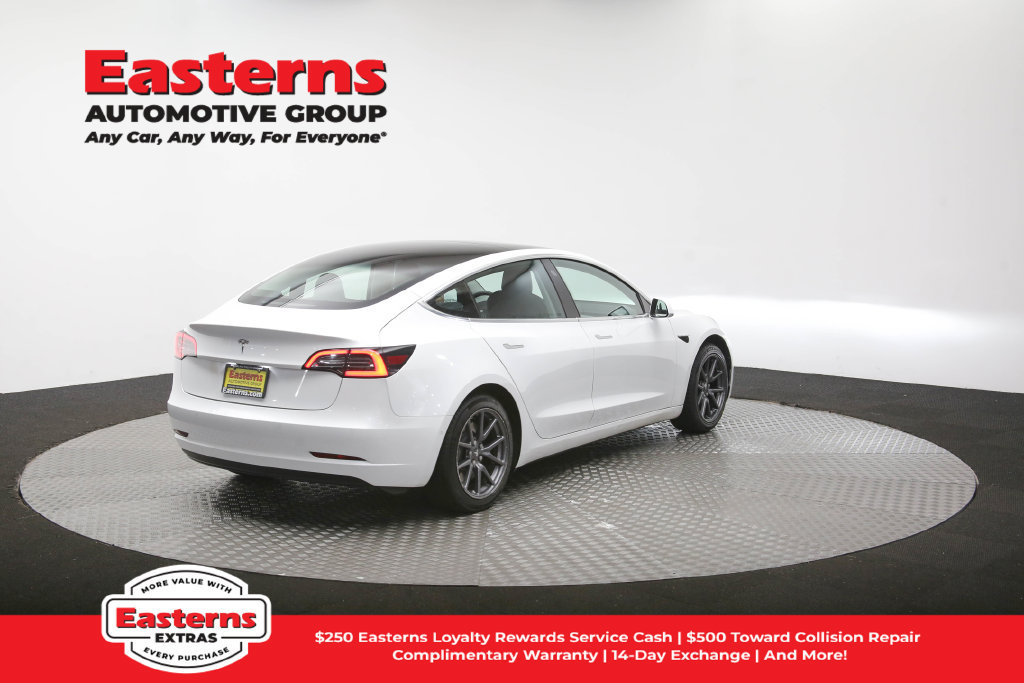 Used 2020 Tesla Model 3 Standard Range RWD image 37