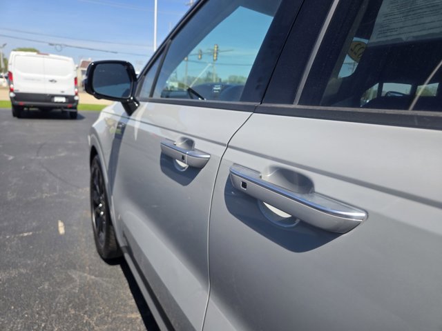 Used 2022 Kia Carnival SX FWD image 42