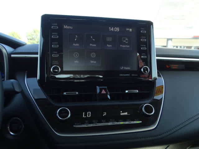 Used 2021 Toyota Corolla XLE image 28