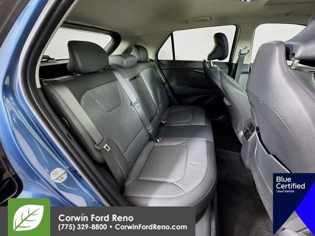 Used 2023 Kia Niro SX Touring image 33