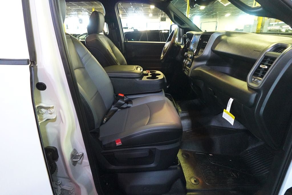 New 2026 RAM 5500 Tradesman AWD/4WD image 28