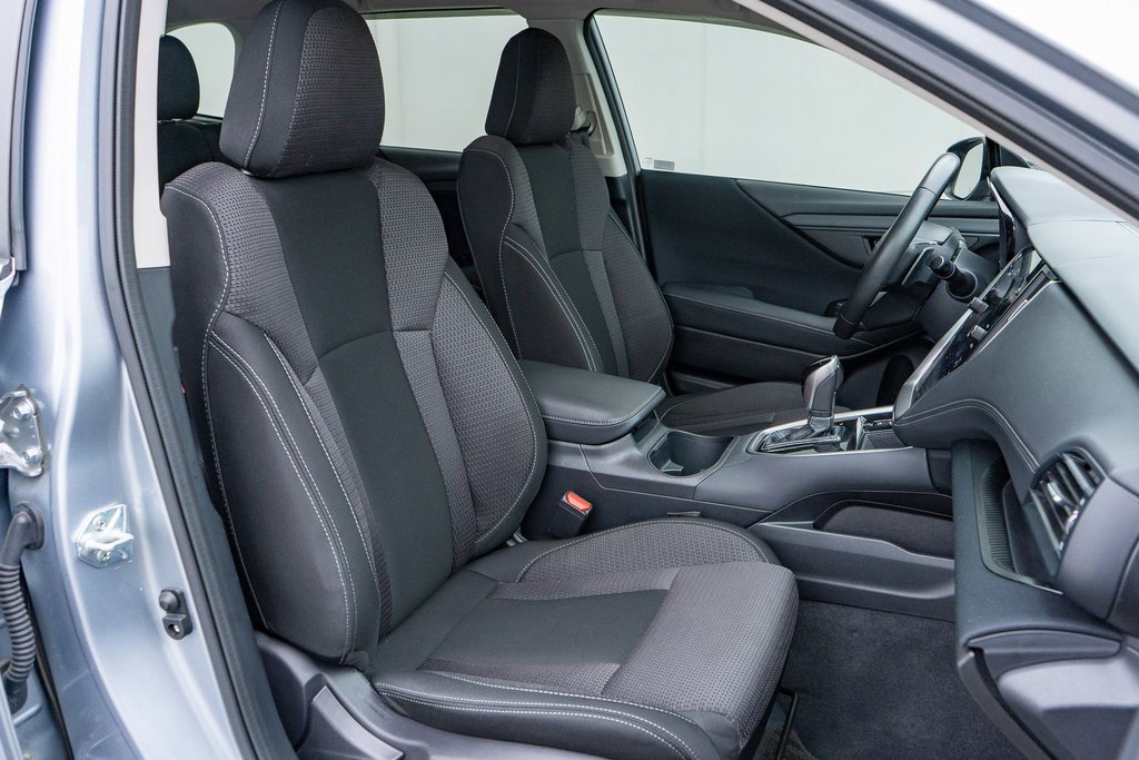 Used 2024 Subaru Outback Premium image 19