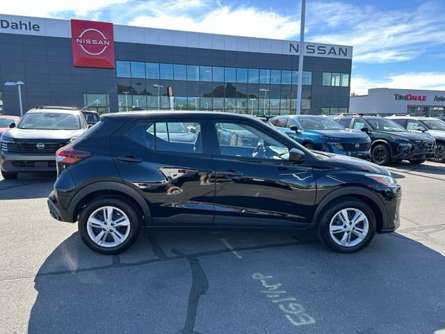 New 2025 Nissan Kicks Play S FWD image 13
