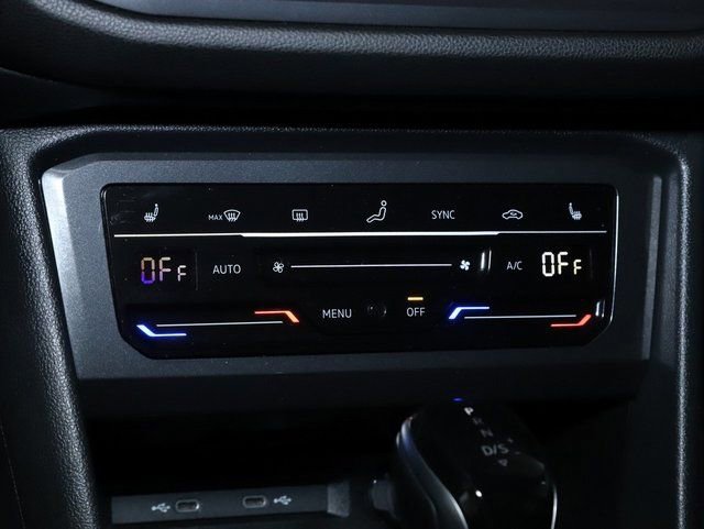 Used 2024 Volkswagen Tiguan SE R-Line image 27