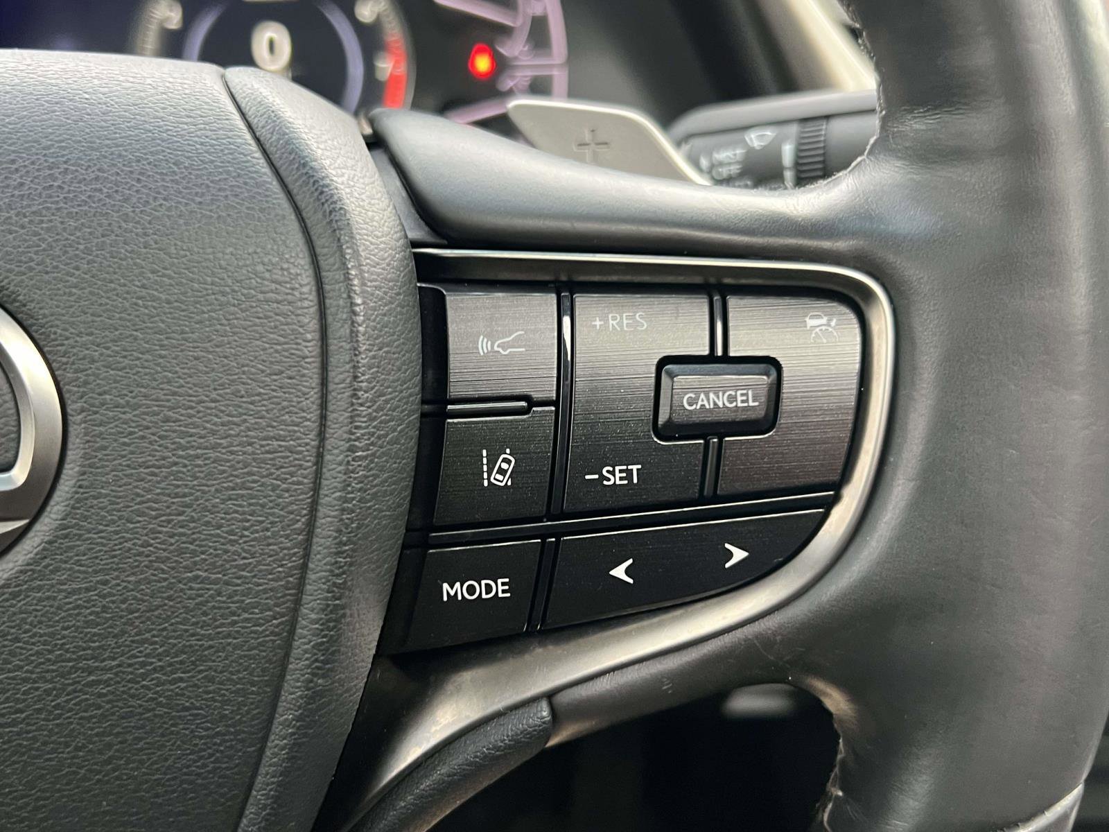 Used 2021 Lexus ES 350 w/ Premium Package image 24