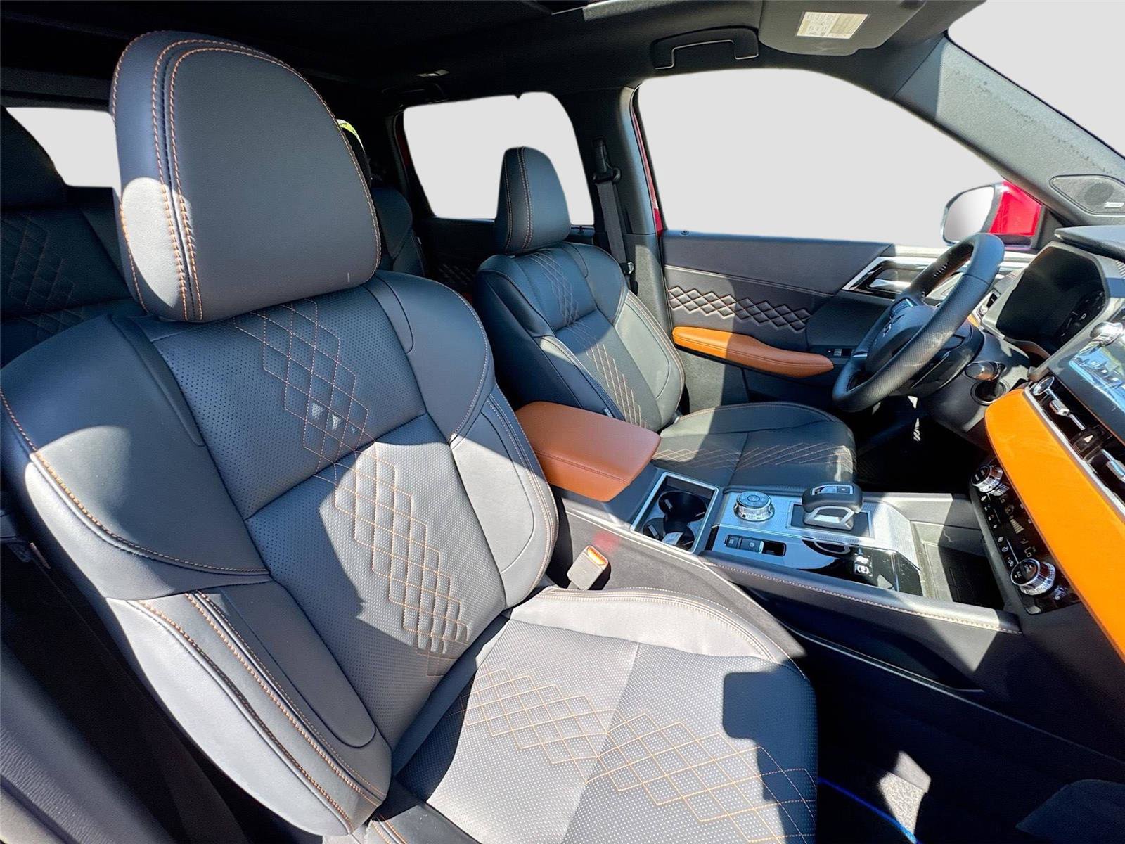 New 2025 Mitsubishi Outlander SEL AWD/4WD image 29