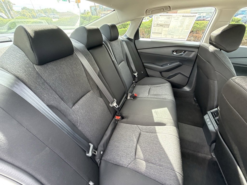 Used 2025 Honda Accord SE image 36