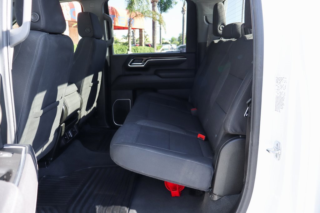 Used 2025 Chevrolet Silverado 3500 LT w/ Convenience Package image 41