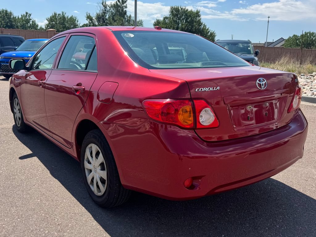 Used 2009 Toyota Corolla LE FWD image 4