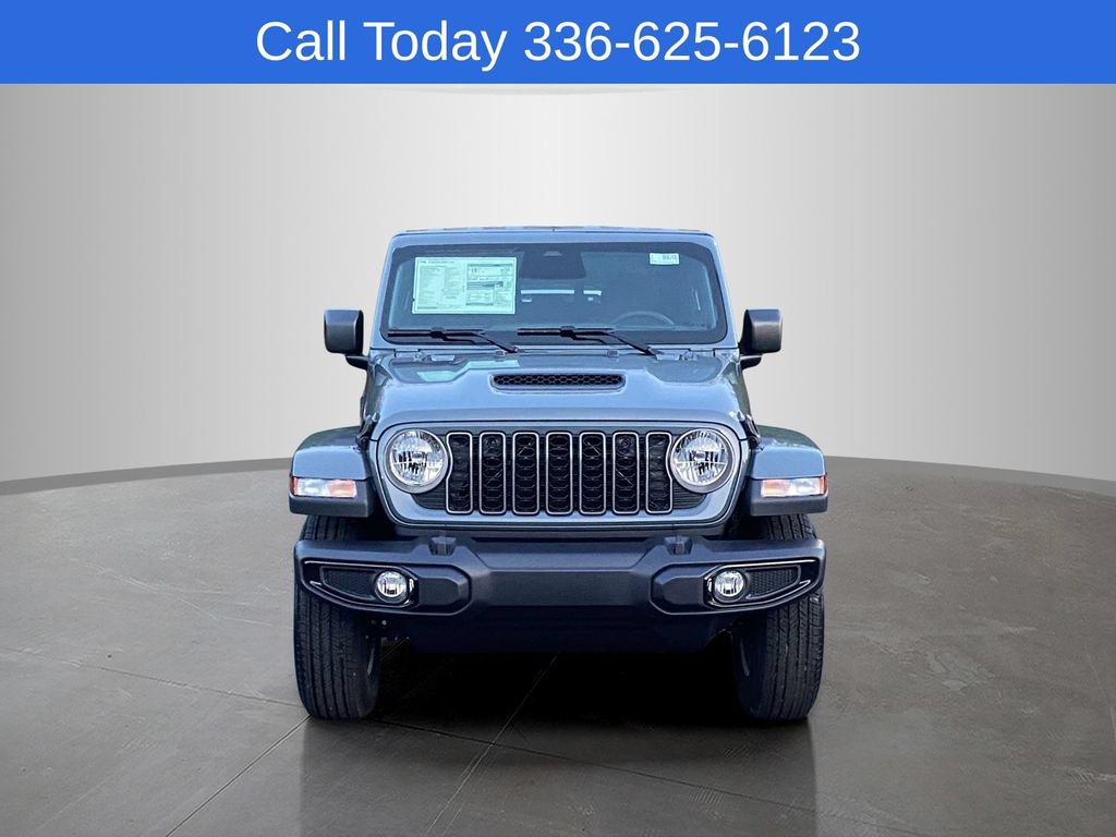 New 2026 Jeep Gladiator Sport AWD/4WD image 4
