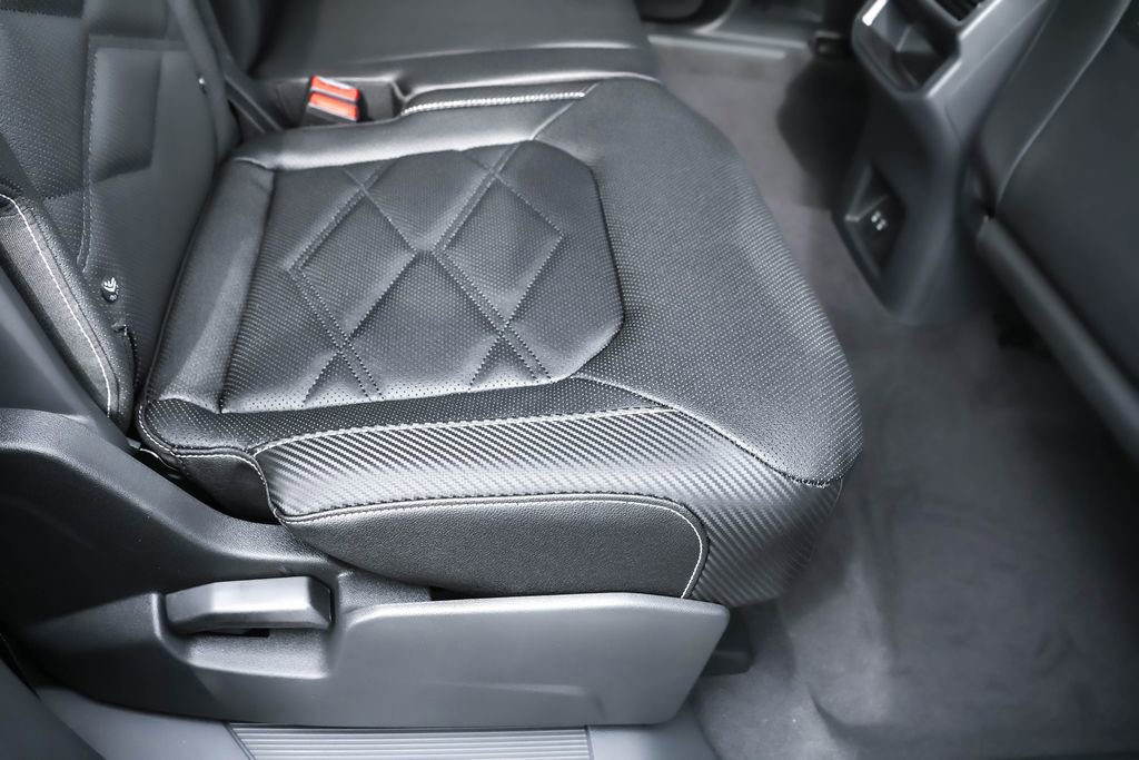 New 2026 Volkswagen Atlas Cross Sport SE image 39