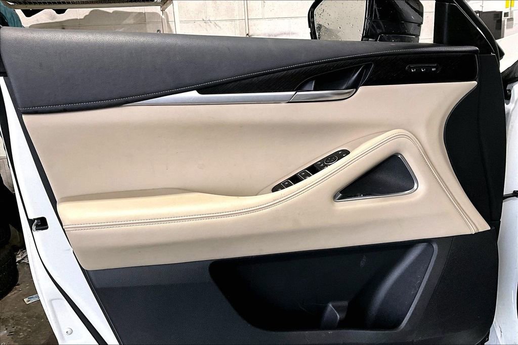 Certified 2025 INFINITI QX60 Sensory image 14