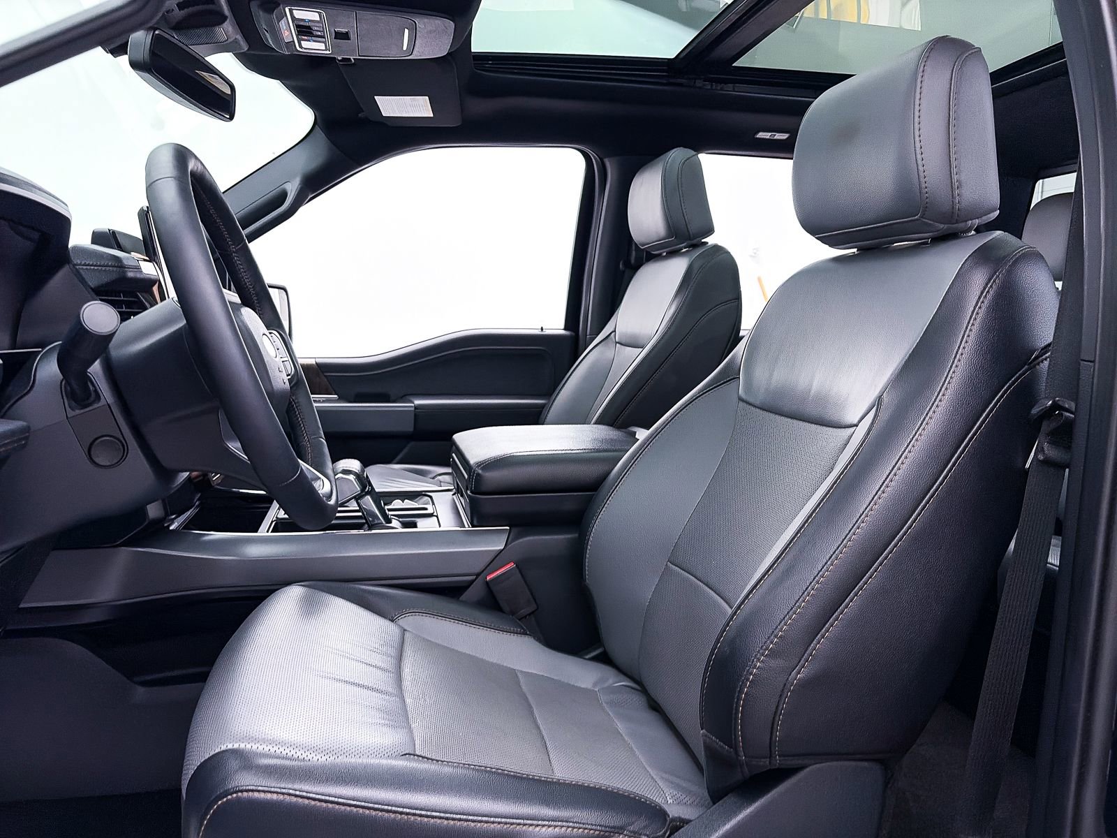 Used 2023 Ford F150 Lightning Lariat w/ Equipment Group 511A High image 20