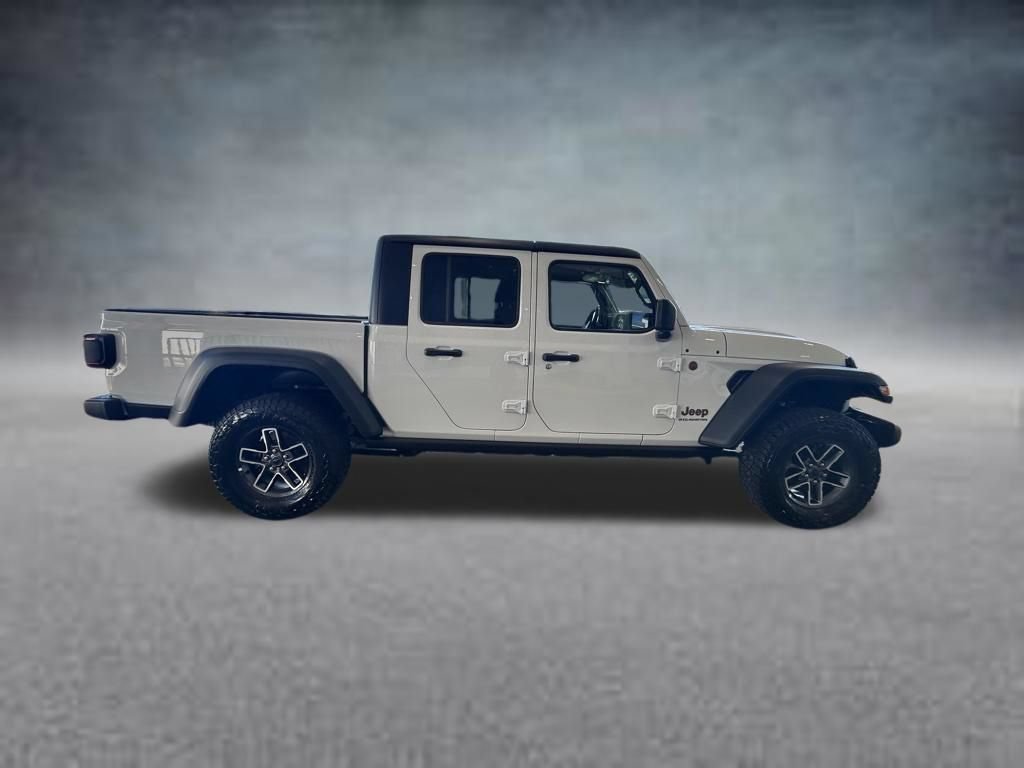 Used 2026 Jeep Gladiator Mojave AWD/4WD image 3