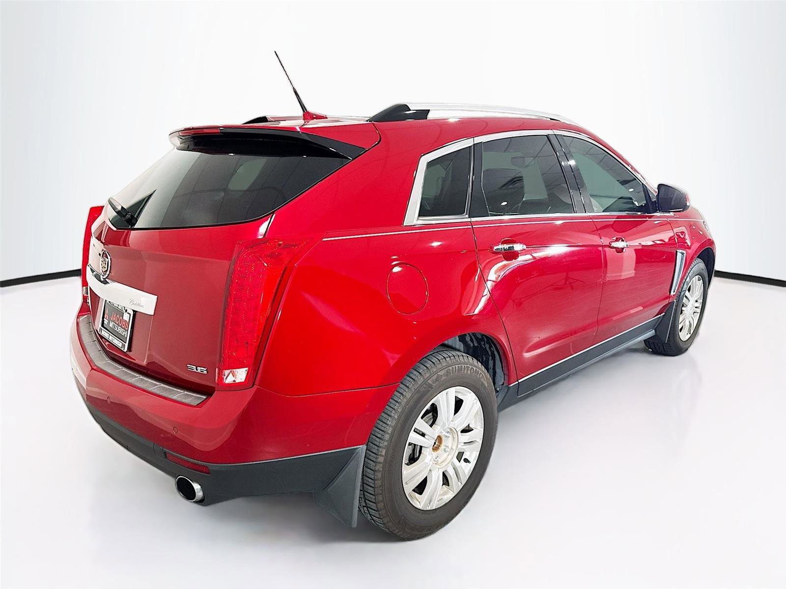 Used 2014 Cadillac SRX Luxury w/ Driver Awareness Package FWD image 5