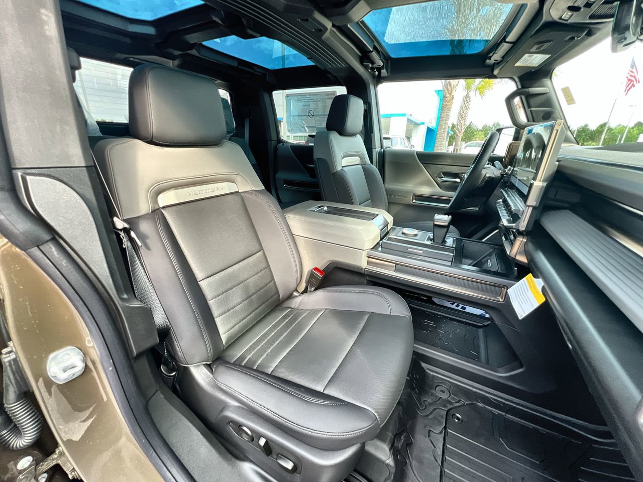 New 2025 GMC Hummer EV 3X w/ LPO, Dark Essentials Package image 62