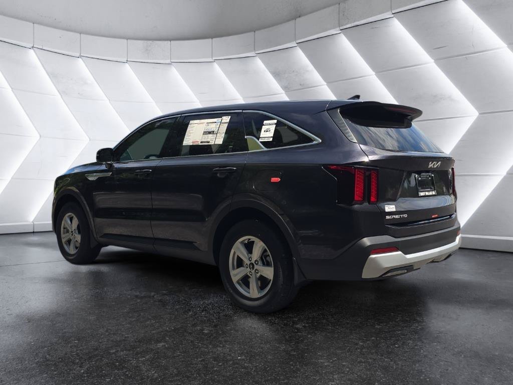 New 2026 Kia Sorento LX FWD image 3