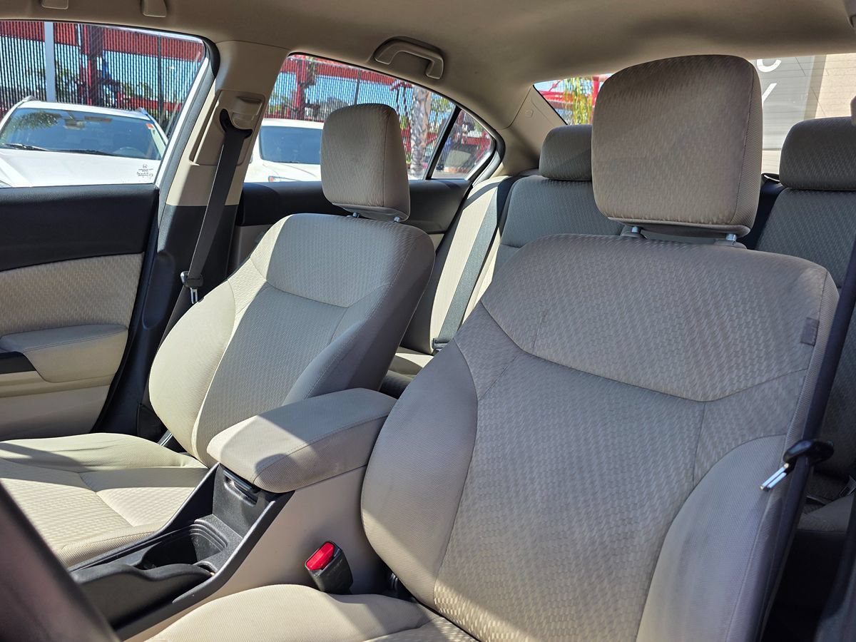 Used 2015 Honda Civic SE image 19