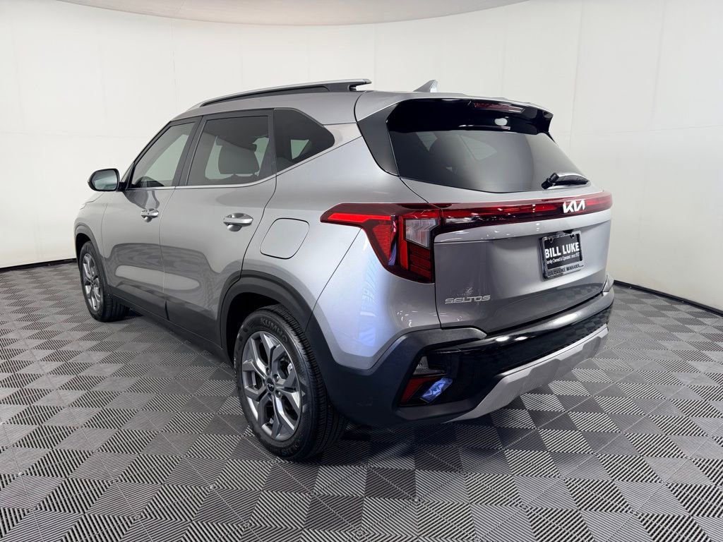 Used 2024 Kia Seltos S FWD image 8