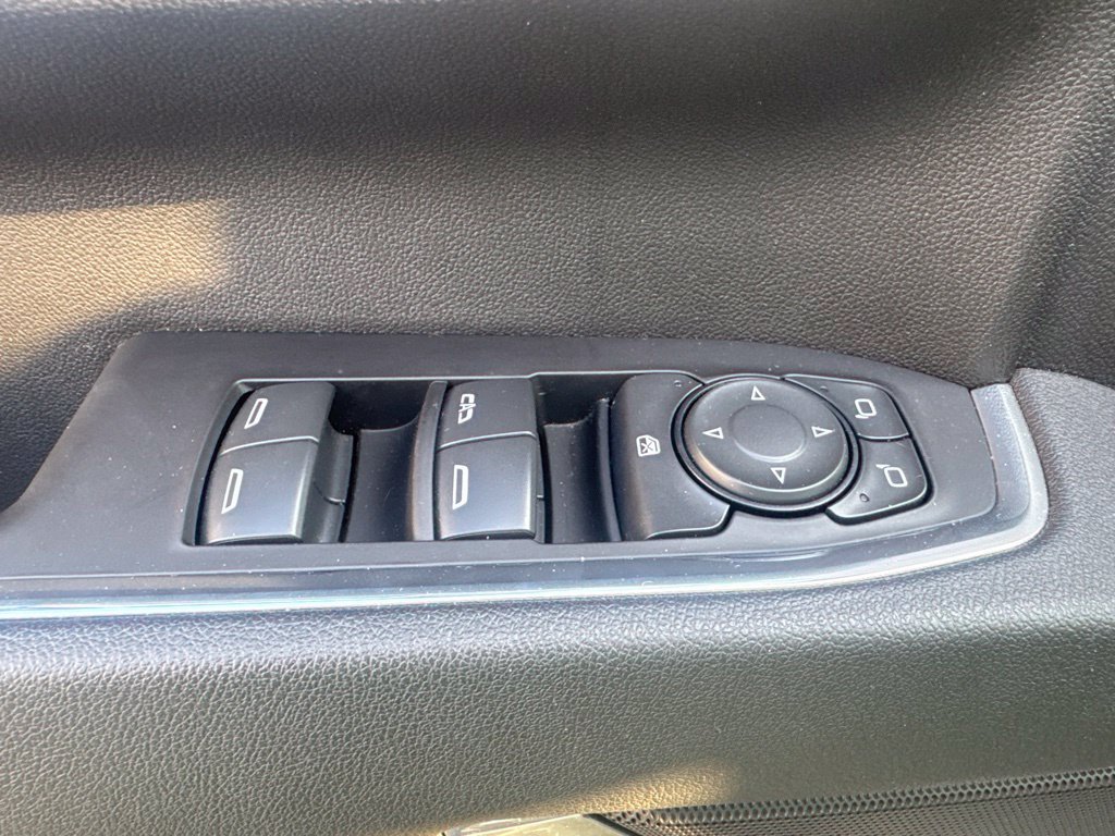 Used 2025 Chevrolet Silverado 2500 LT AWD/4WD image 30