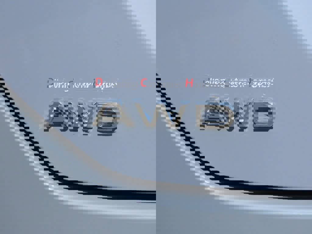 New 2025 Honda Pilot Touring image 8