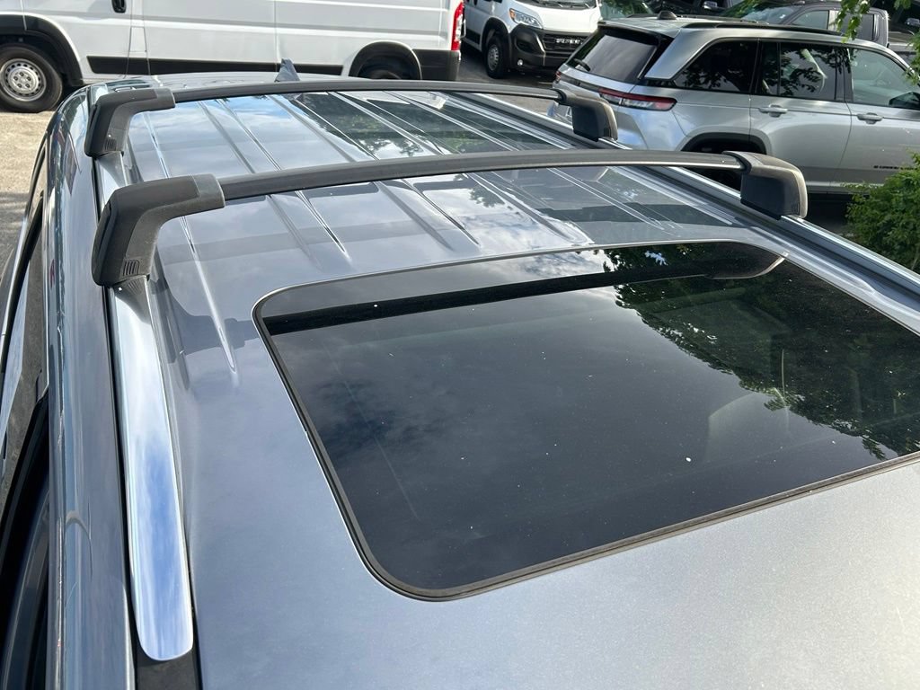 Used 2023 Kia Telluride EX w/ EX Captain's Chair Package FWD image 49