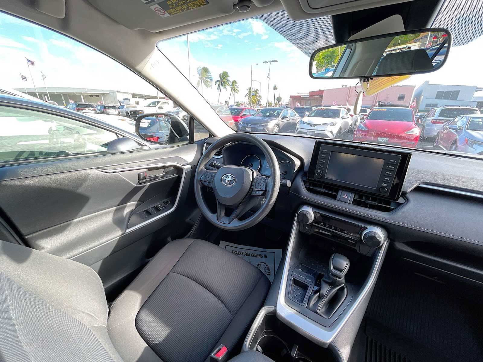Used 2022 Toyota RAV4 LE FWD image 17