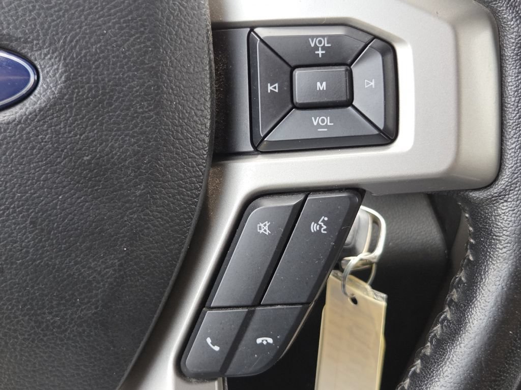 Used 2019 Ford F250 Lariat w/ Lariat Value Package AWD/4WD image 9