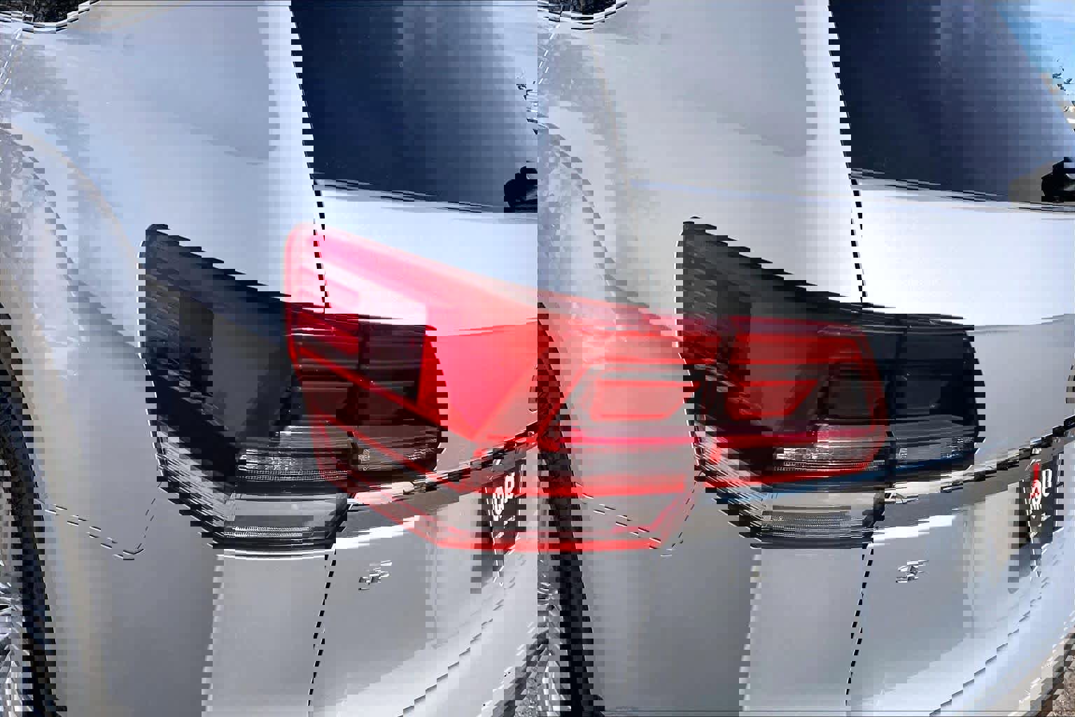 Used 2019 Volkswagen Atlas SE w/ Towing Package image 29