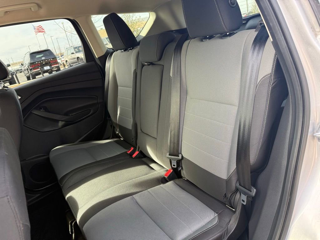 Used 2016 Ford Escape SE image 19