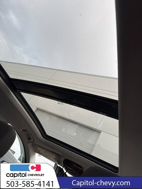 Used 2018 Chevrolet Equinox LT w/ Sun & Infotainment Package image 36