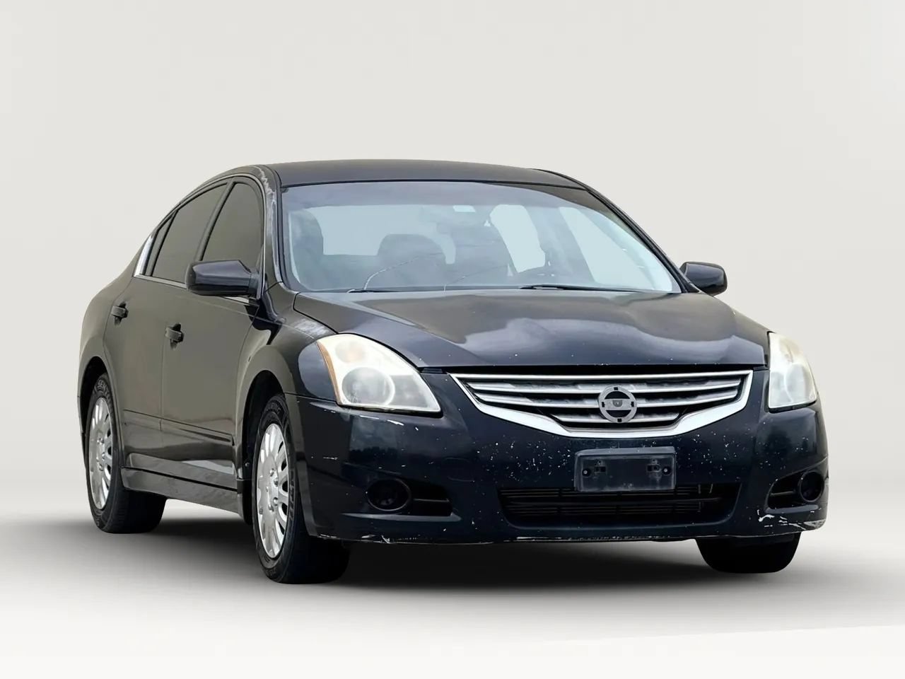 Used 2011 Nissan Altima 2.5 S FWD image 1