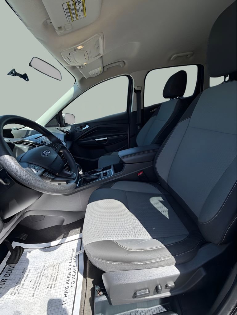 Used 2017 Ford Escape SE AWD/4WD image 12