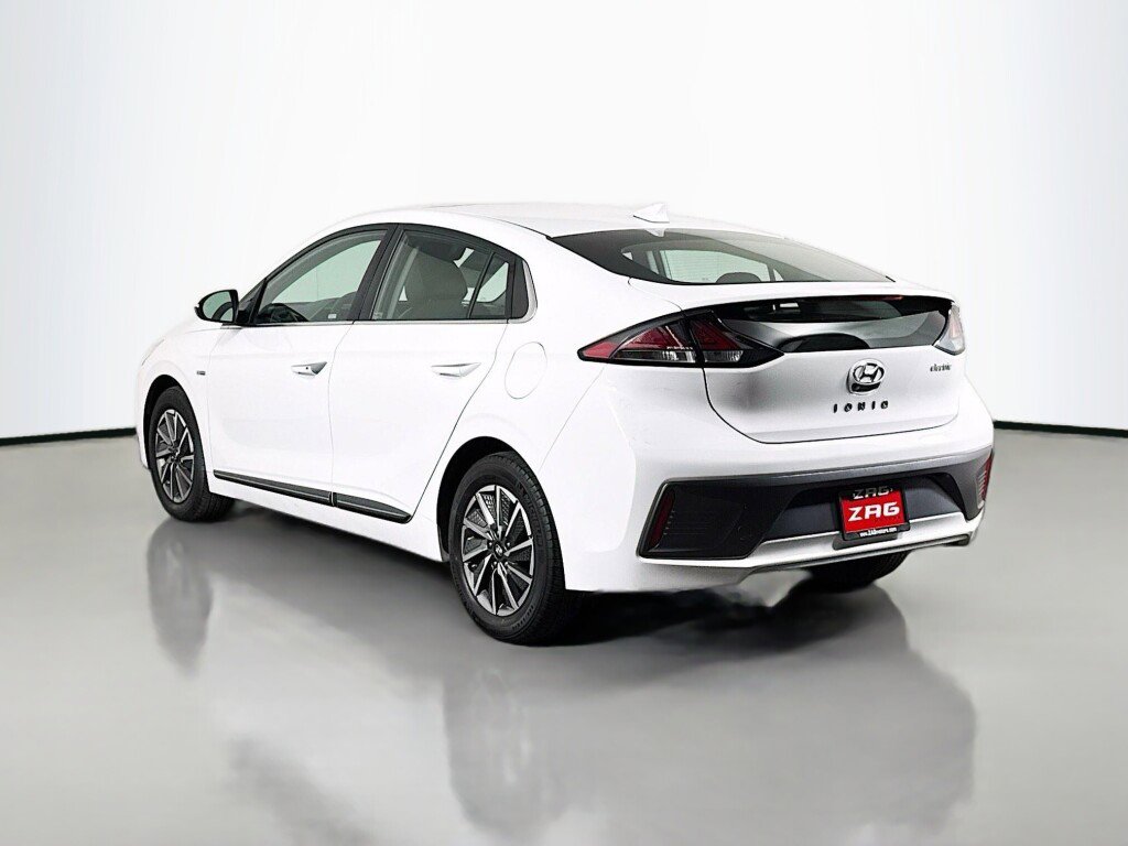 Used 2020 Hyundai Ioniq Limited image 3