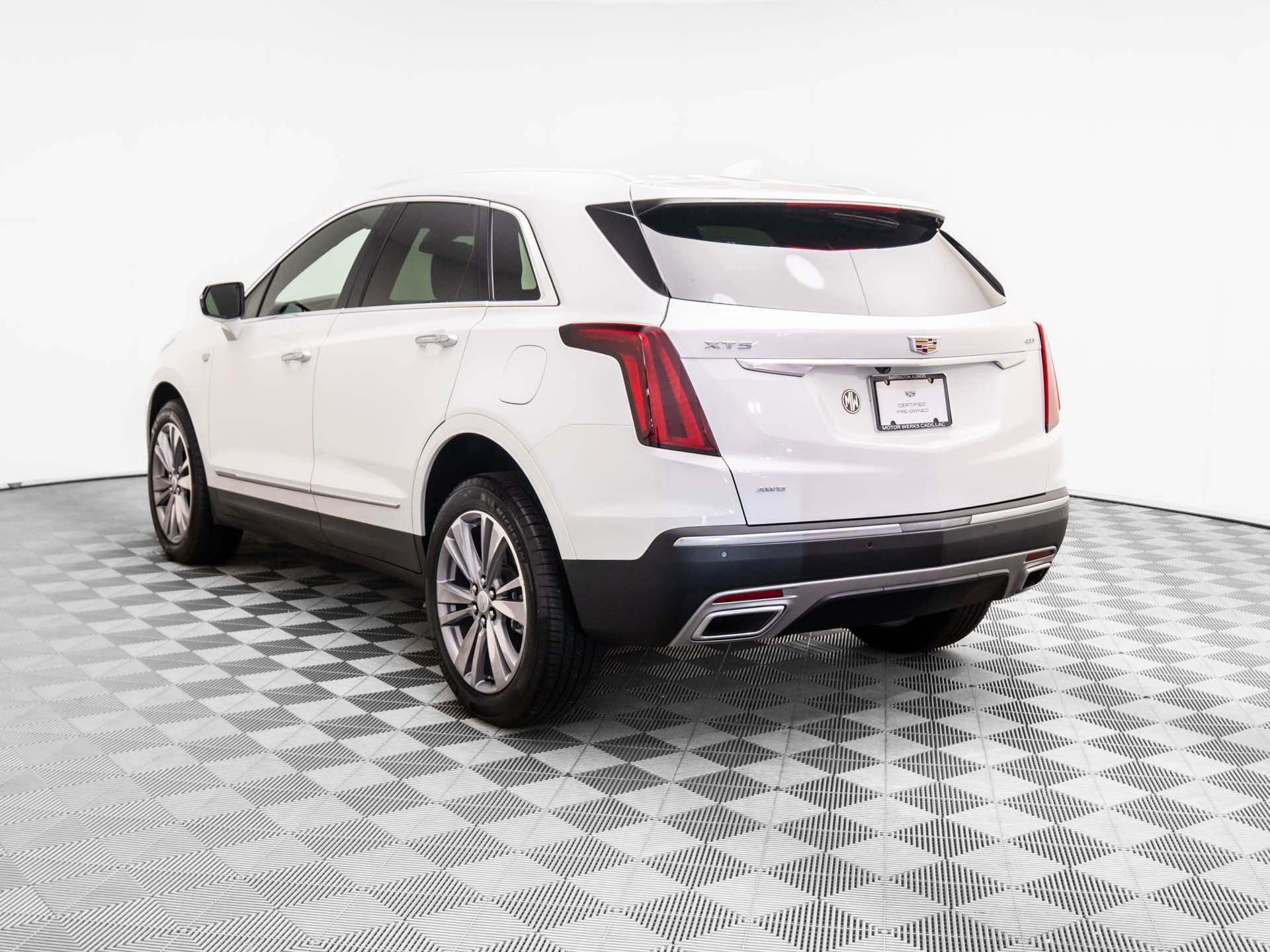 Certified 2025 Cadillac XT5 Premium Luxury video 3