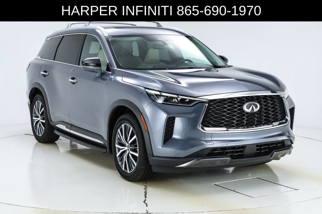 Used 2023 INFINITI QX60 Sensory w/ Vision Package AWD/4WD image 16