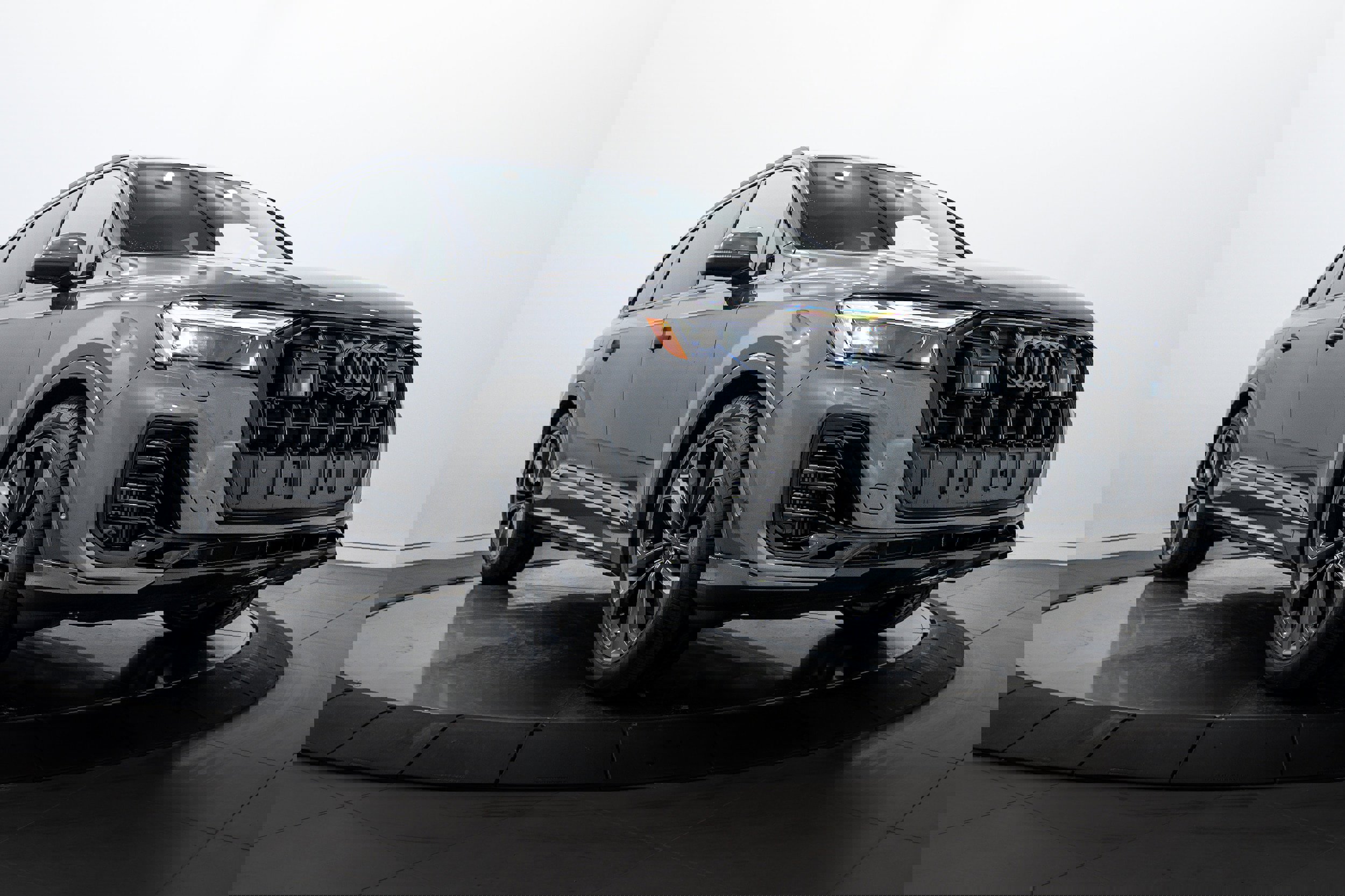 New 2026 Audi Q7 3.0T Premium Plus