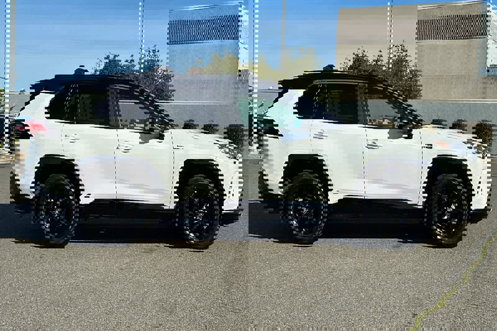 Used 2021 Toyota RAV4 XSE image 6