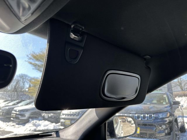 Certified 2024 Jeep Compass Limited image 38