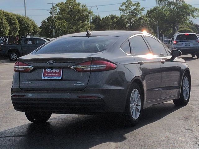 Used 2019 Ford Fusion SE FWD image 5