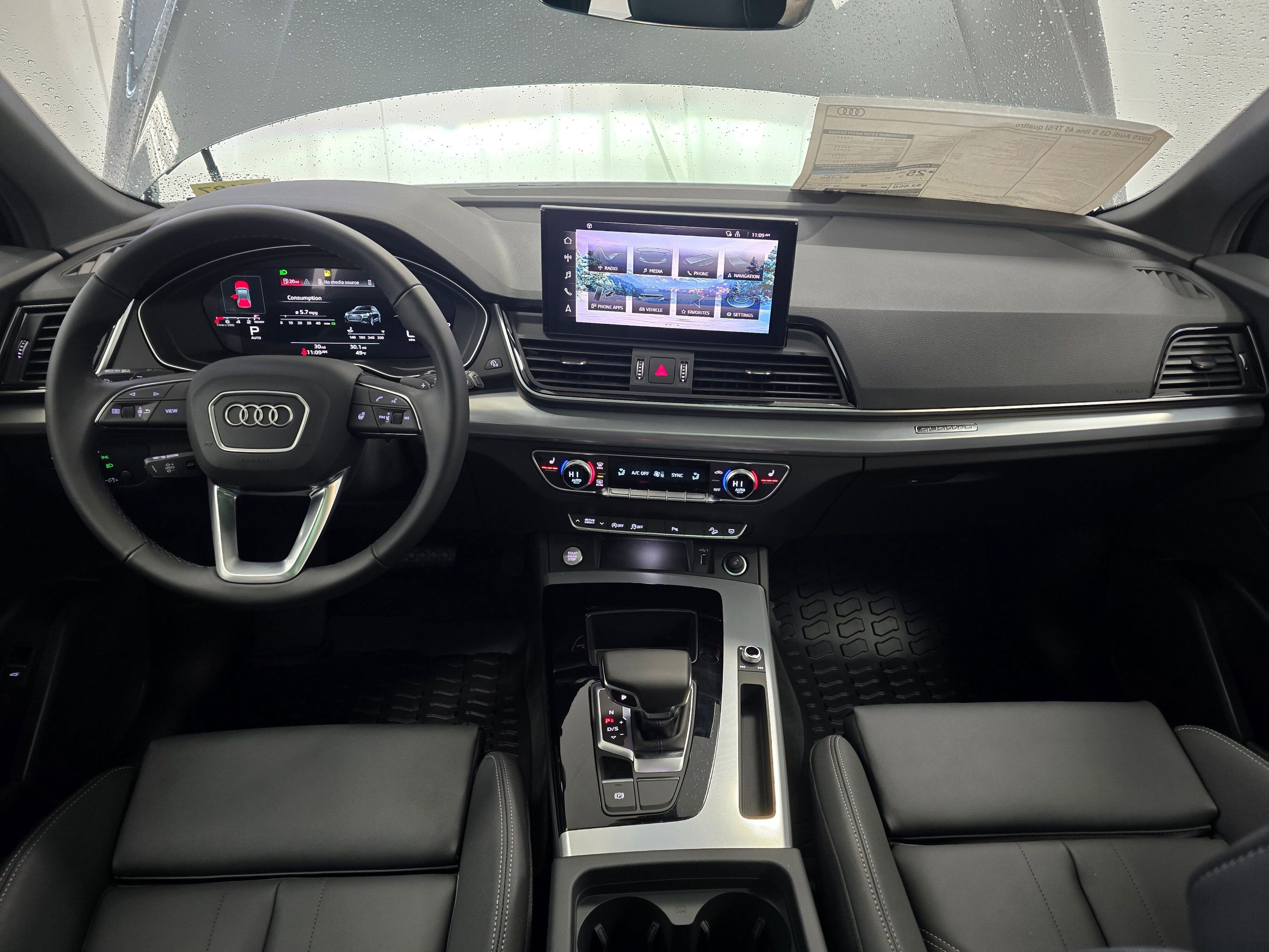 Certified 2025 Audi Q5 2.0T Premium w/ Convenience Plus Package image 17