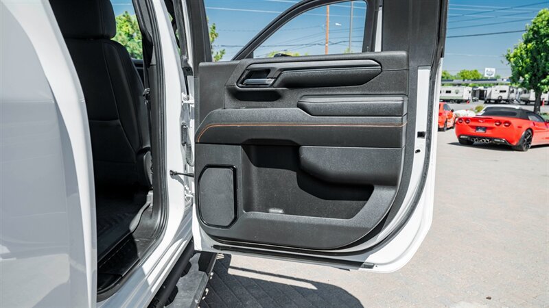 Used 2024 GMC Sierra 2500 AT4 AWD/4WD image 42