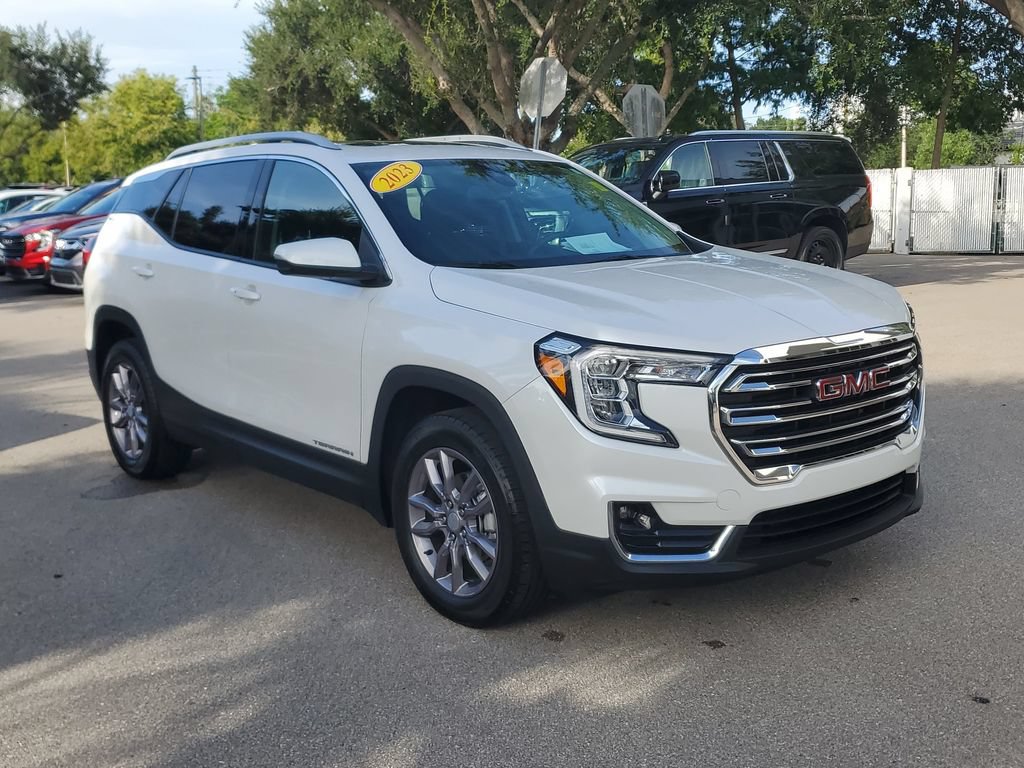 Certified 2023 GMC Terrain SLT w/ Infotainment Package II AWD/4WD image 7