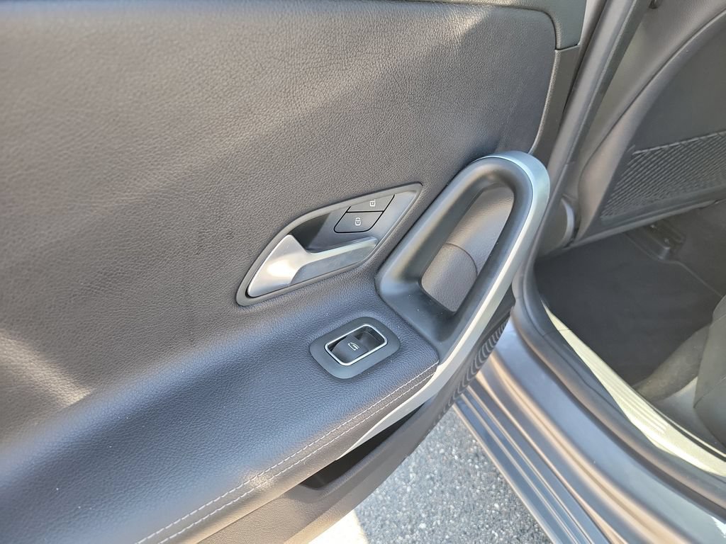 Used 2020 Mercedes-Benz A 220 4MATIC image 18